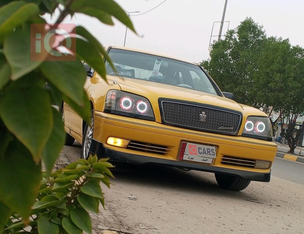 تويوتا كراون